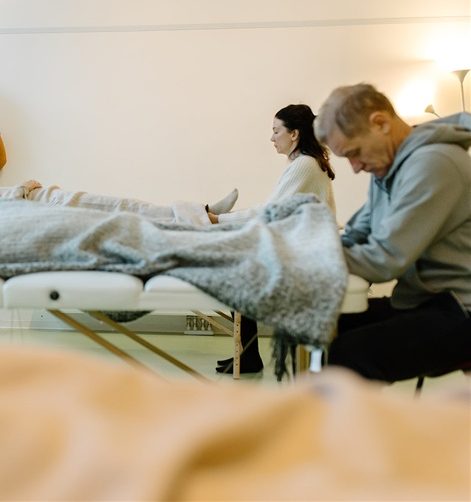 Nervensystem entspannen beim Craniokurs in Wien - Präsenzmodul